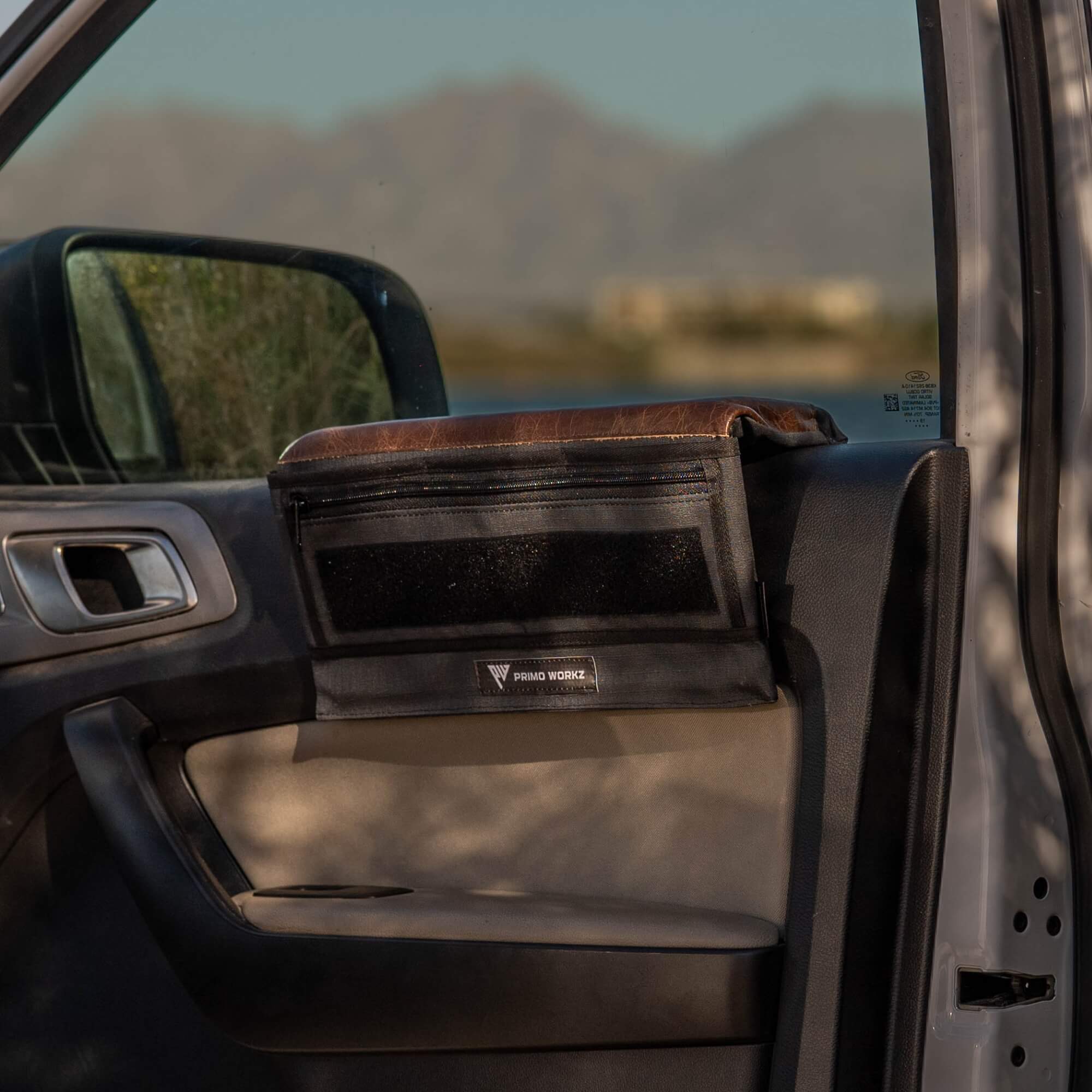 Universal Armrest Max